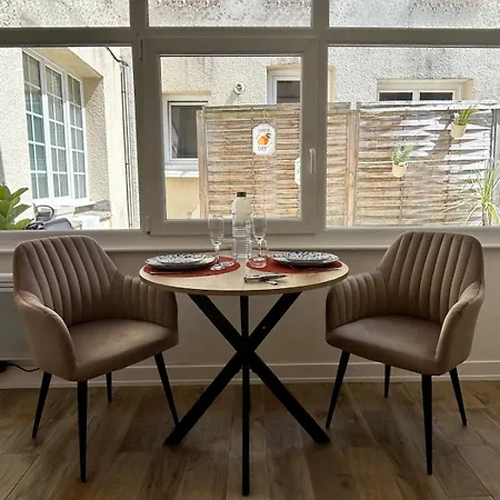 Avec Terrasse